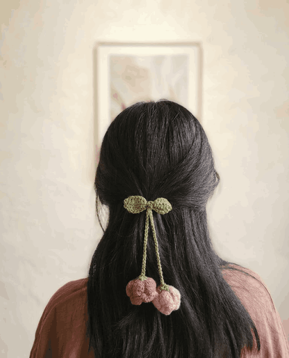 Lily of the Valley Charm Tie