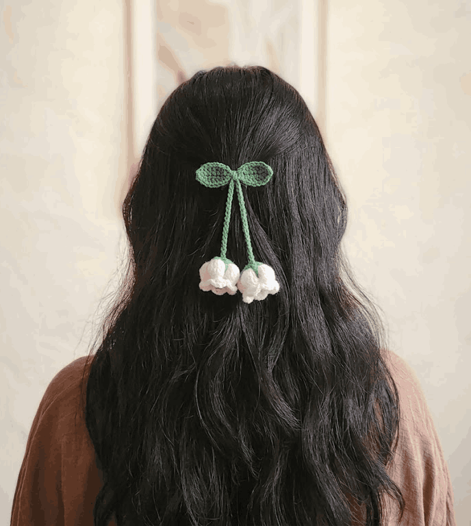 Lily of the Valley Charm Tie